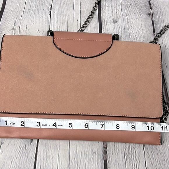 Mellow World Crossbody Bag Snap Closure Misty Rose Two Tone Gunmetal Hardware - Picture 7 of 8